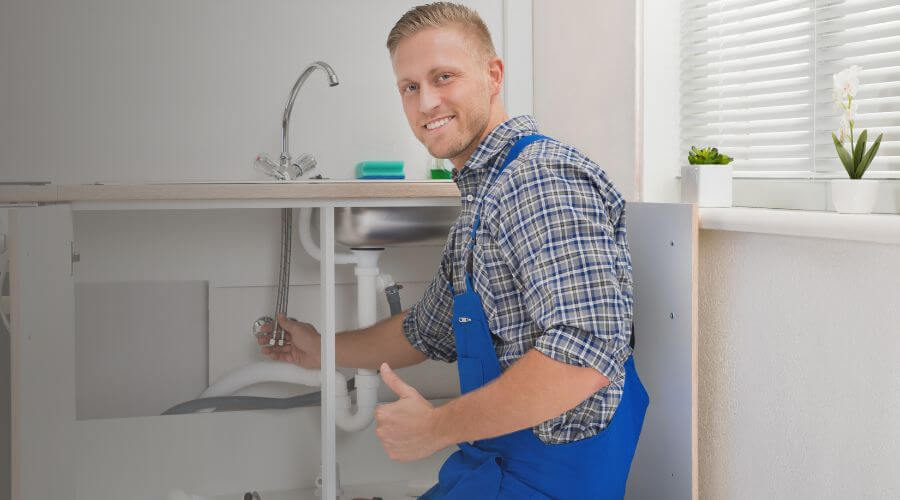 Expert burst pipe repair services in Friendship, TN